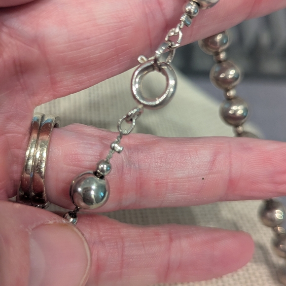 ✨ Vintage Sterling Silver Puffy Heart Necklace – 36.26g – Mid-Century Estate ✨ - Picture 4 of 8